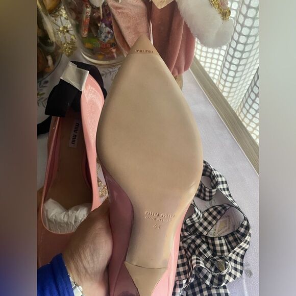 Miu Miu new pink stilettos with black and white ribbon size 41 made in Italy - Picture 10 of 15